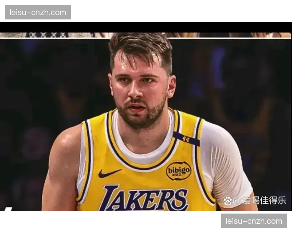 东契奇詹姆斯里夫斯三核 湖人季后赛稳进 东契奇詹姆斯里夫斯三核 湖人季后赛稳进