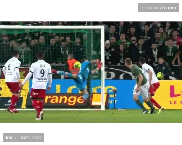 重庆铜梁龙恩加德乌头球建功 定位球成得分利器